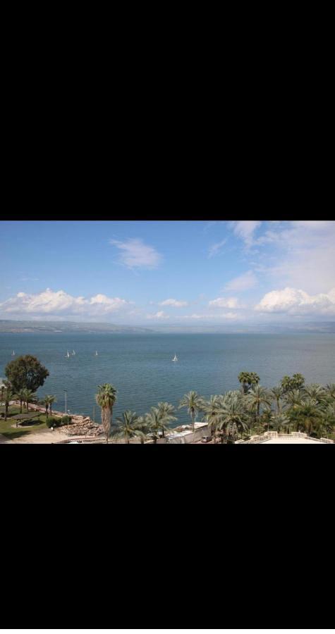 Lake Breeze Of Tiberias Apartamento Exterior foto